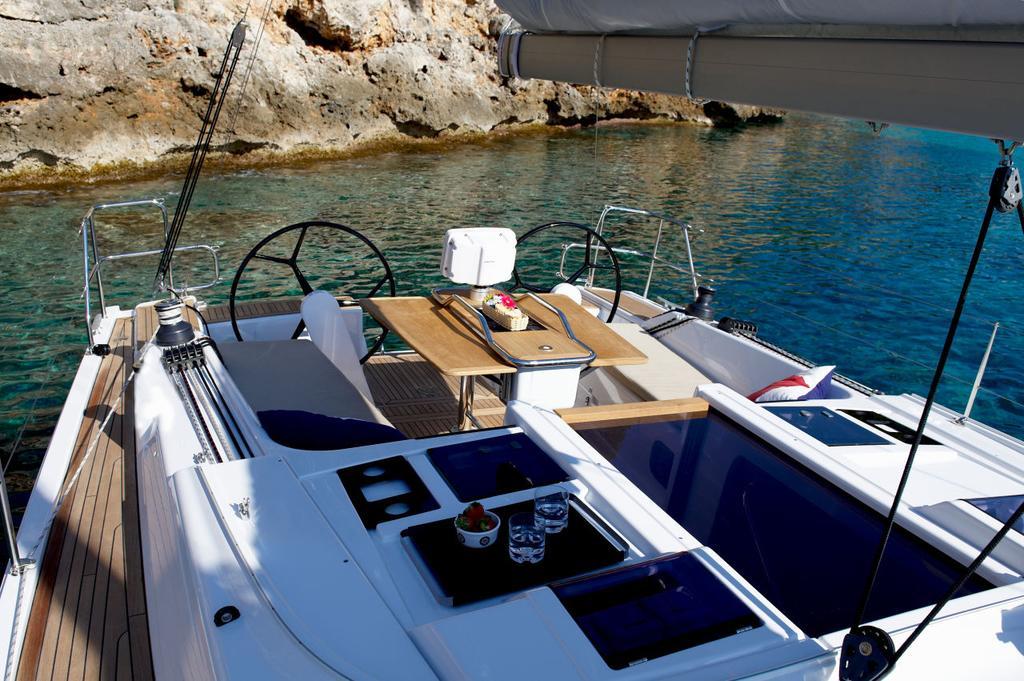 "Alkyoni" Sailing Yacht Hotel Tessalónica Exterior foto